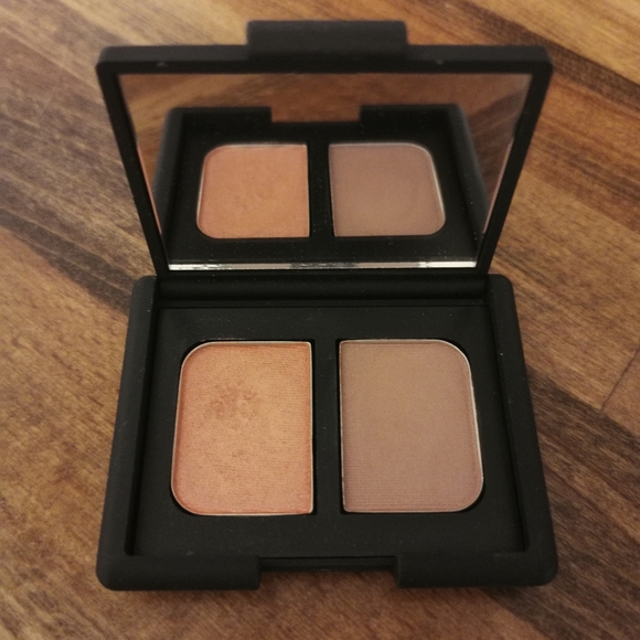 Nars eyeshadow duo in St Paul de Vence Full Size - Picture 3 of 4